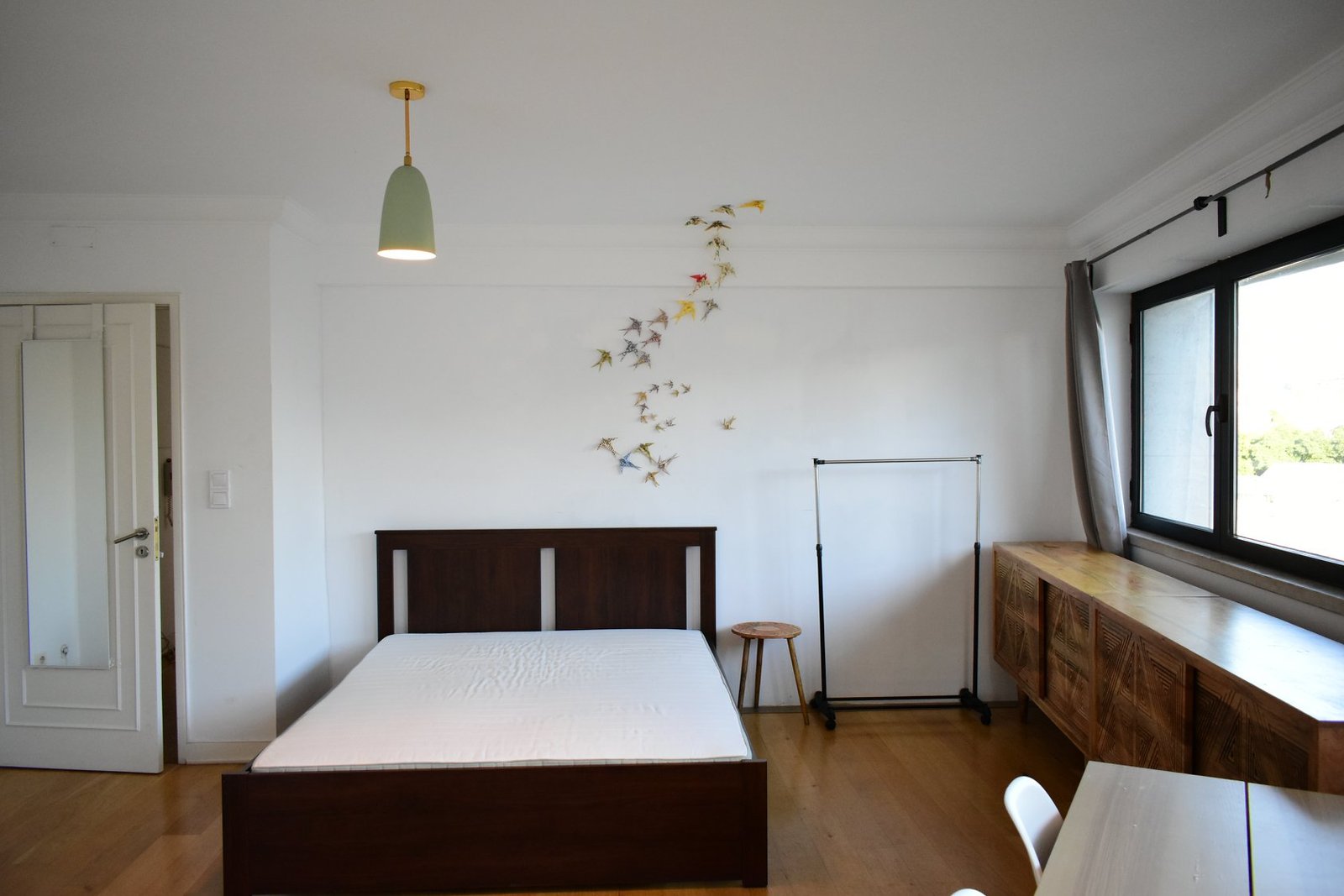 Spacious Well-furnished Double-Bed Room 1 in Lapa — Lupi, Lapa